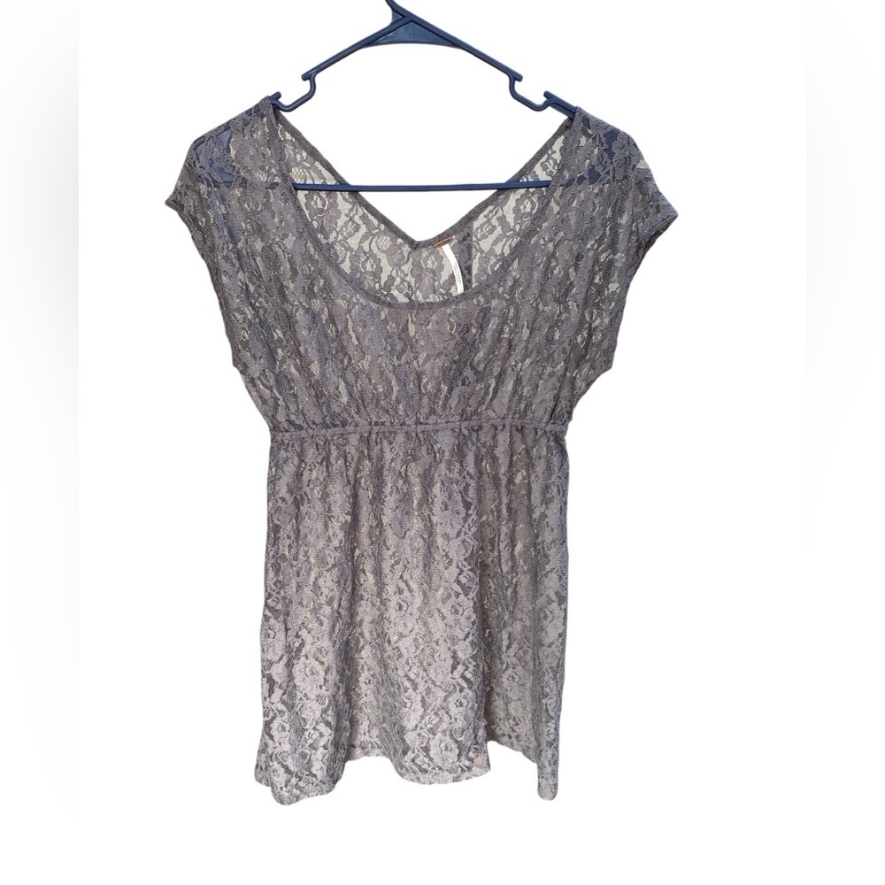 Free People CLOSET CLEANOUT Lace Top-Gray-Size S